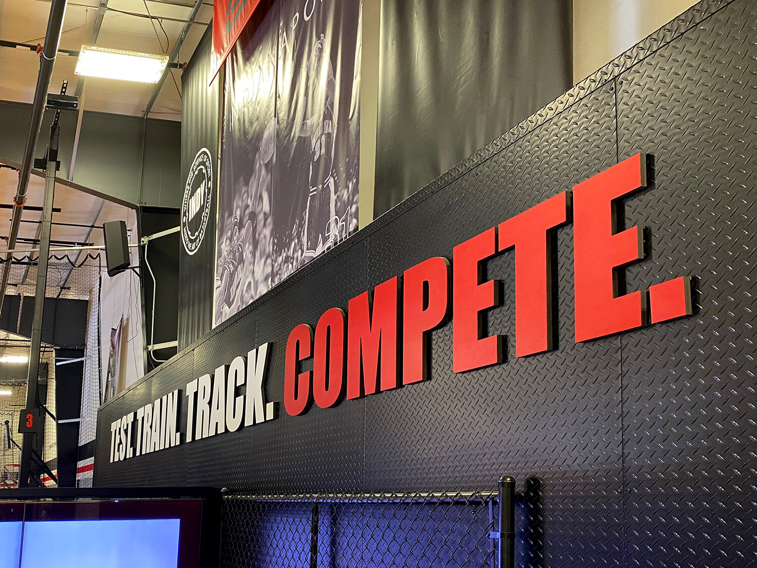 zTesTrainTrackCompete