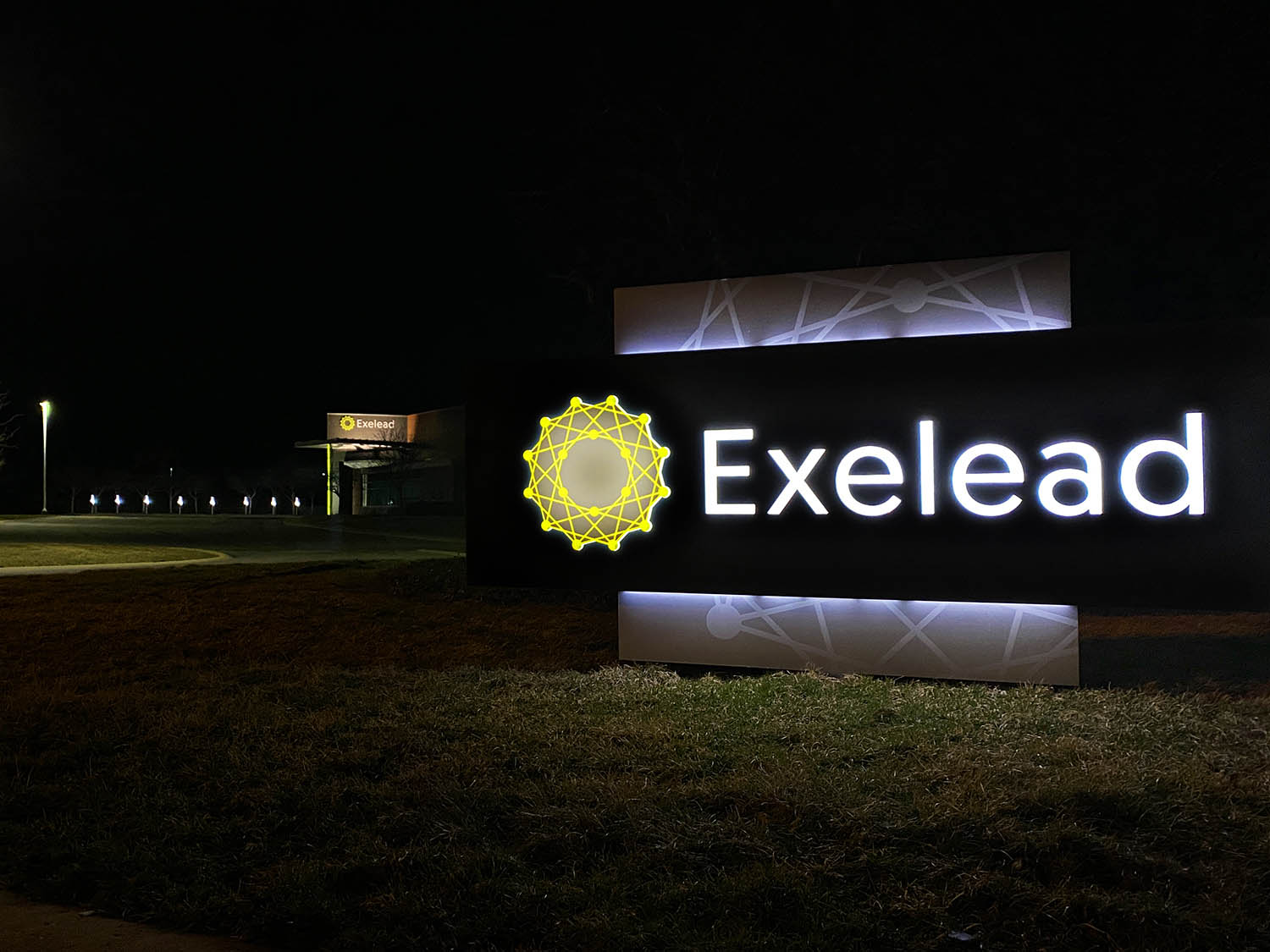 ExeleadMonumentNIGHT